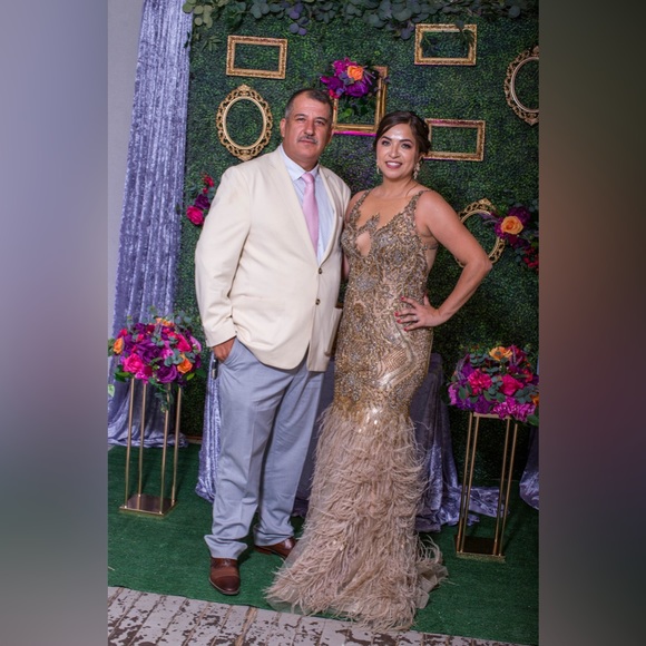 Terani Couture Gown size 8 - Picture 7 of 10